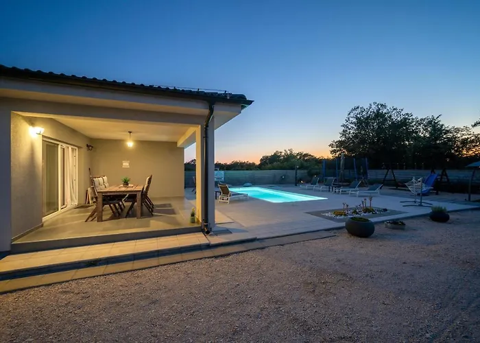 Villa Dreams *