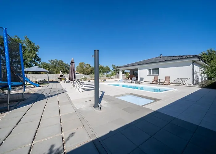 Dreams 빌라 Brisevo