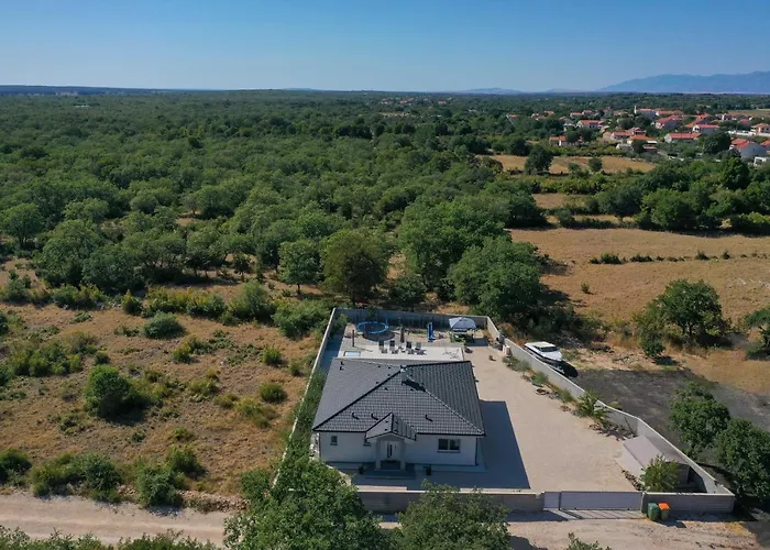 Dreams 빌라 Brisevo